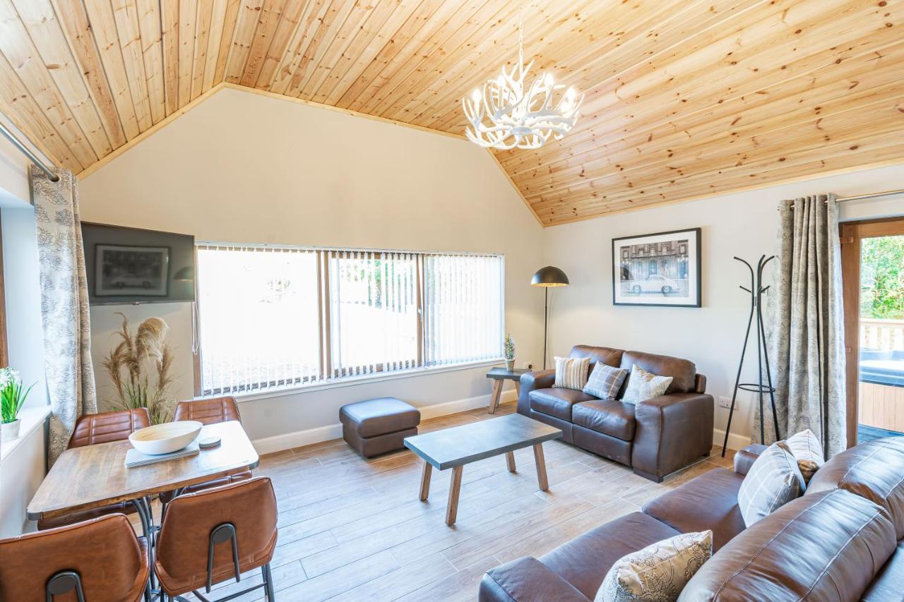 Osprey Lodge 1 With Hot Tub Newton Stewart Exterior foto